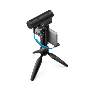 Sennheiser MKE 400 Mobile Kit - condenser  supercardioid microphone with low-pass filter with Manfrotto tripod