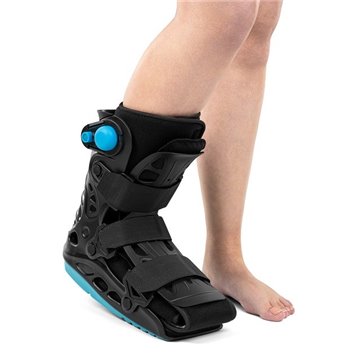 Two-chamber short rigid shin and foot orthosis
