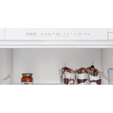 Bosch Serie 2 KIN96NSE0 fridge-freezer Built-in 290 L E White